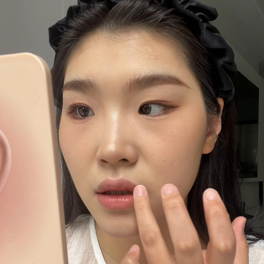 化个妆出门约会,化个妆出门逛一圈吧