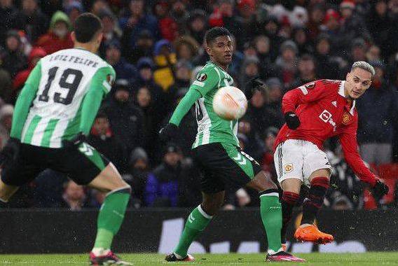 2022欧协联决赛正式比赛足球,3月17日欧联杯赛事分析