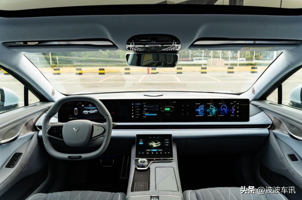 岚图和蔚来es6哪个值得买,岚图追光蔚来et7零百加速实测