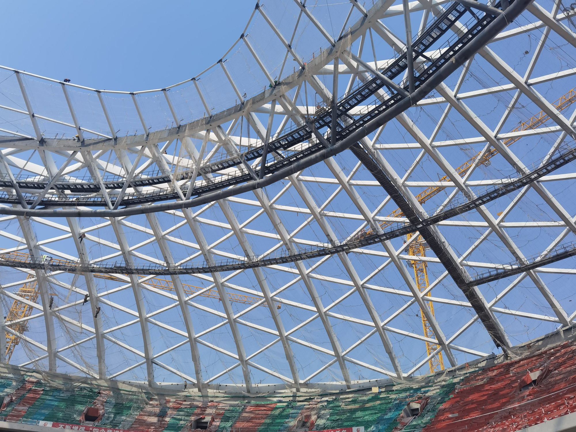 新工体外立面完工整体亮相,工体将于2022年底亮相