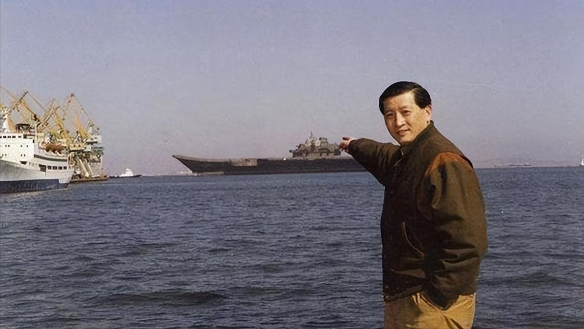 辽宁舰经过土耳其交了多少过路费,辽宁舰通过土耳其用了多少钱