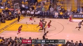 用一生来对抗傲慢与偏见，万字长文记录库里的乔丹精神