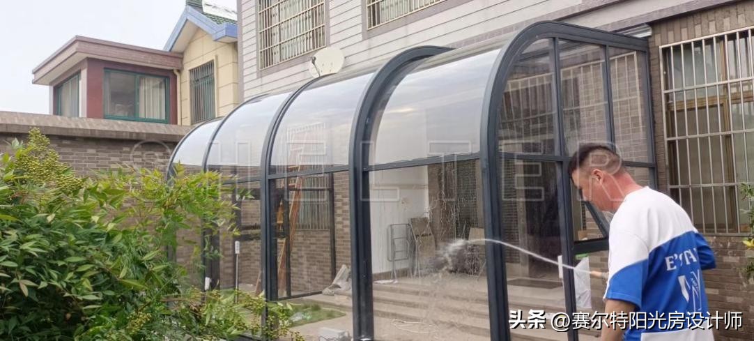 江苏南京露台阳光房效果图,别墅庭院移动式智能阳光房