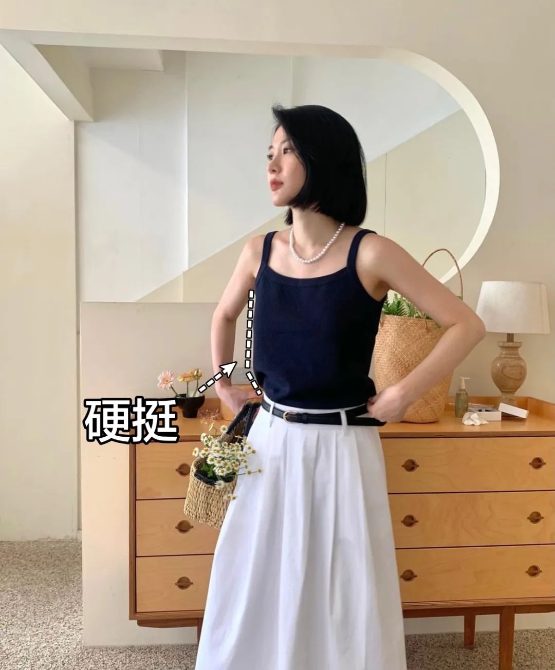 这个夏天一定要穿小吊带,夏天就是要穿上好看的小吊带