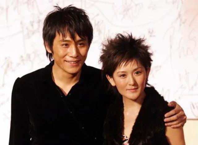 刘烨和妻子是如何相识的,刘烨荧幕情侣