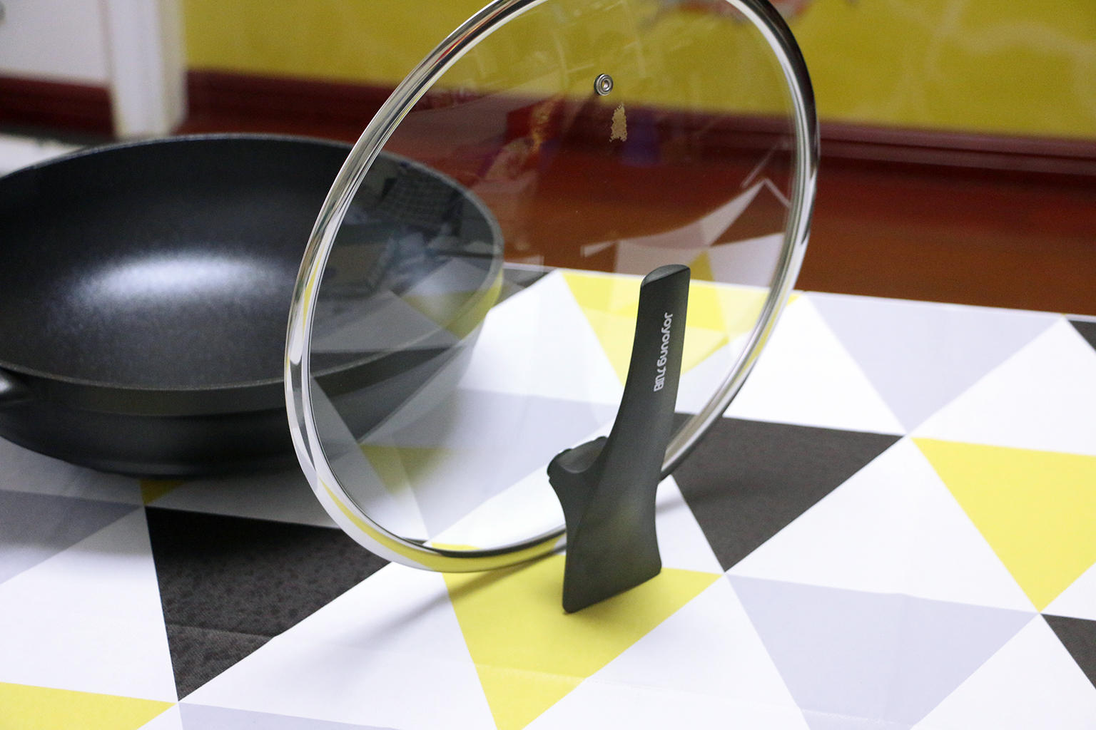 不惧铁铲的铁锅,九阳大魔王爆炒不粘锅测评