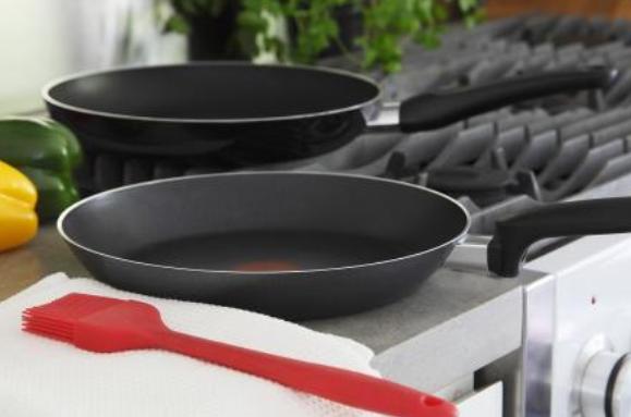不粘锅涂层脱落有毒吗,不粘锅有毒会致癌