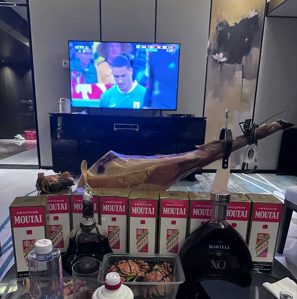 今年世界杯两大现象：在家观赛成新时尚、唯品会果酒销量暴涨