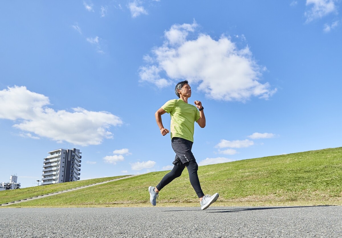感觉心跳快心慌气短吃什么药好,感觉心慌心跳快但测量心跳正常