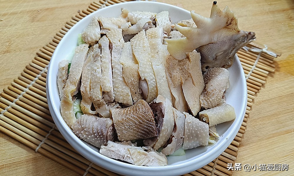 川味麻辣凉拌鸡的正确做法,川菜经典麻辣口水鸡