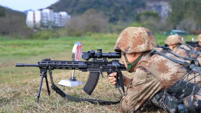 中国最新型精准射手步枪,中国陆军精准射手步枪
