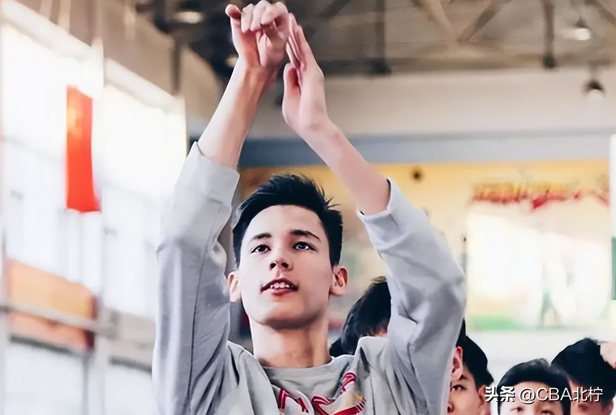 cba三冠王最新消息,cba三消息三队争抢琼斯