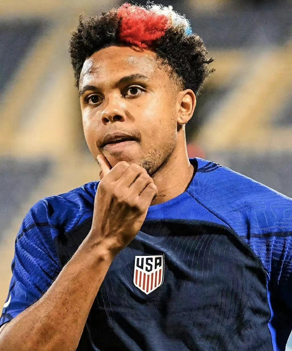 巴舒亚伊美甲,巴舒亚伊世界杯搞笑