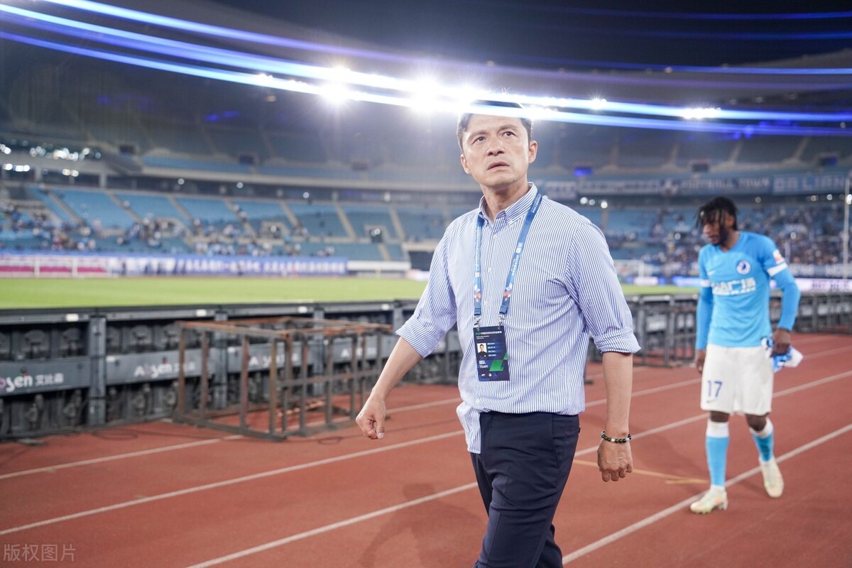 从惊喜到遗憾,大连人2-2北京国安止连败,足球城保级心气儿还在