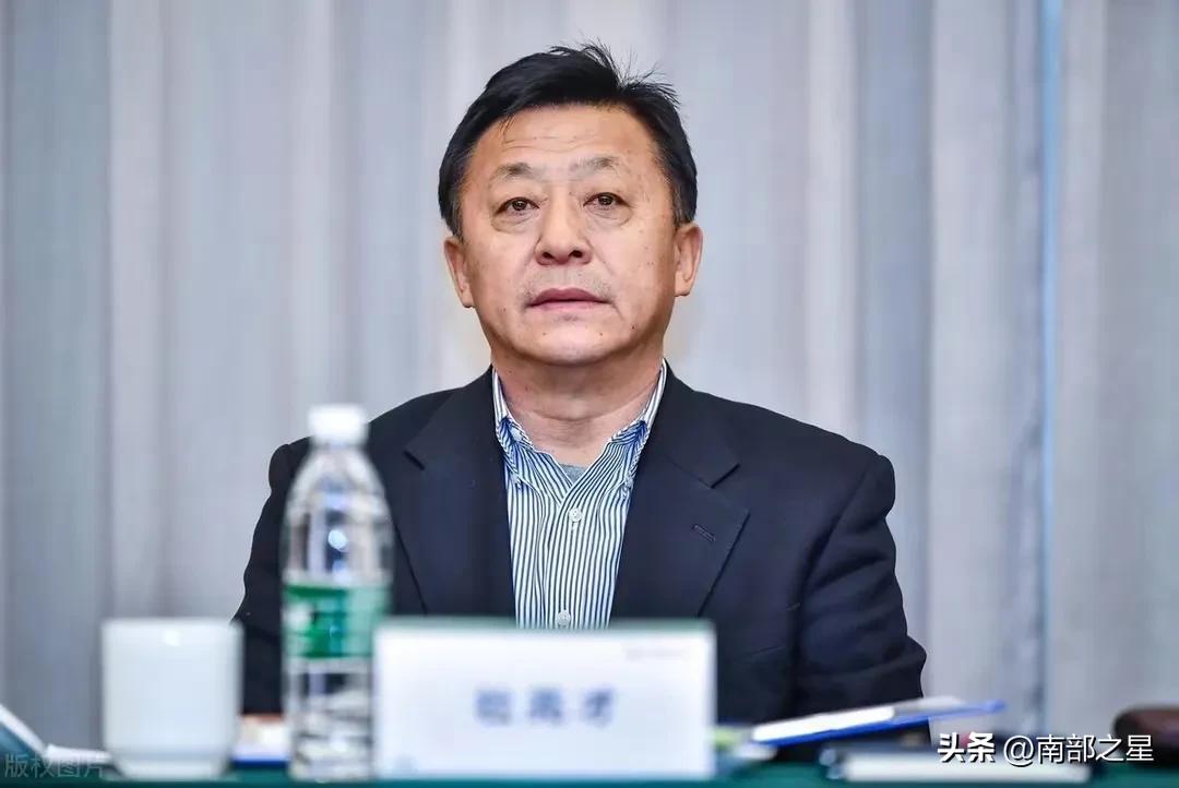 裁判刘铁军判多少年,刘铁军裁判简历