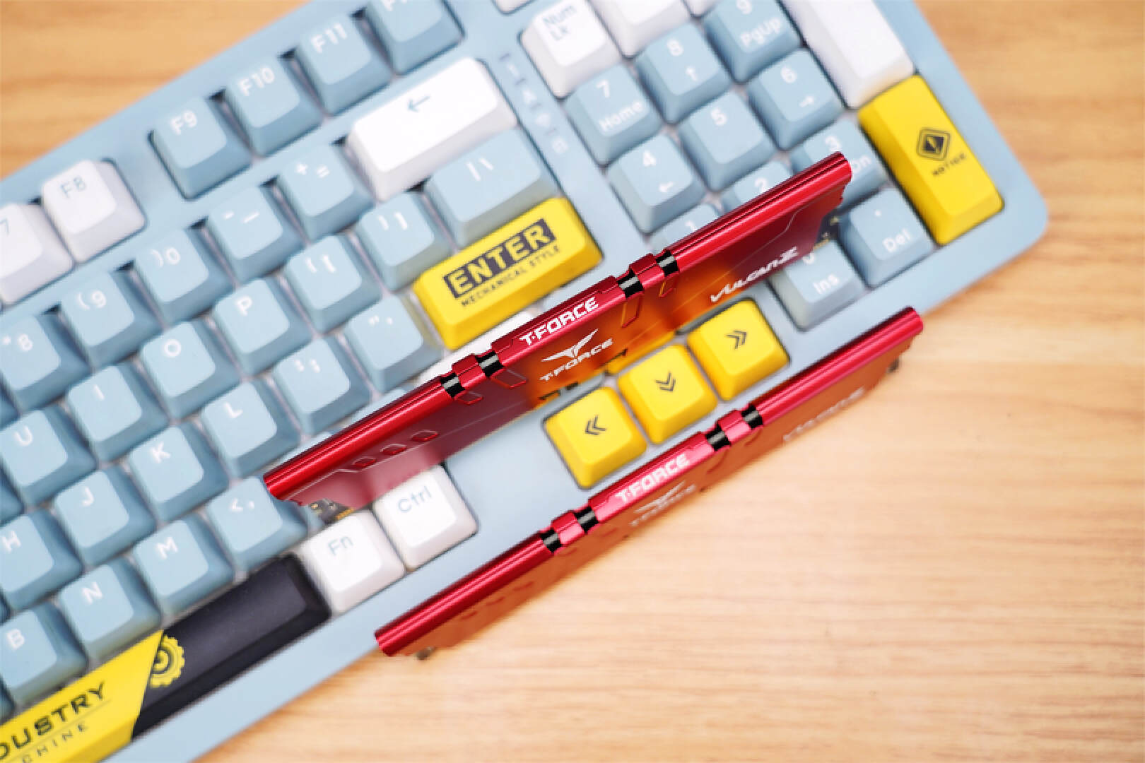 十铨火神16g内存条3200,十铨火神zddr48gb3200多少钱