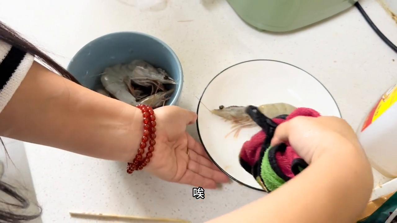 孕妇每天都不知道吃什么菜,20周小孕妇一天都吃什么