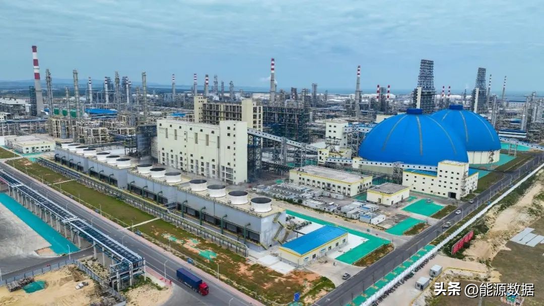 中石化首座油气氢电服综合示范站,中石化牵头成立氢能产业链建设