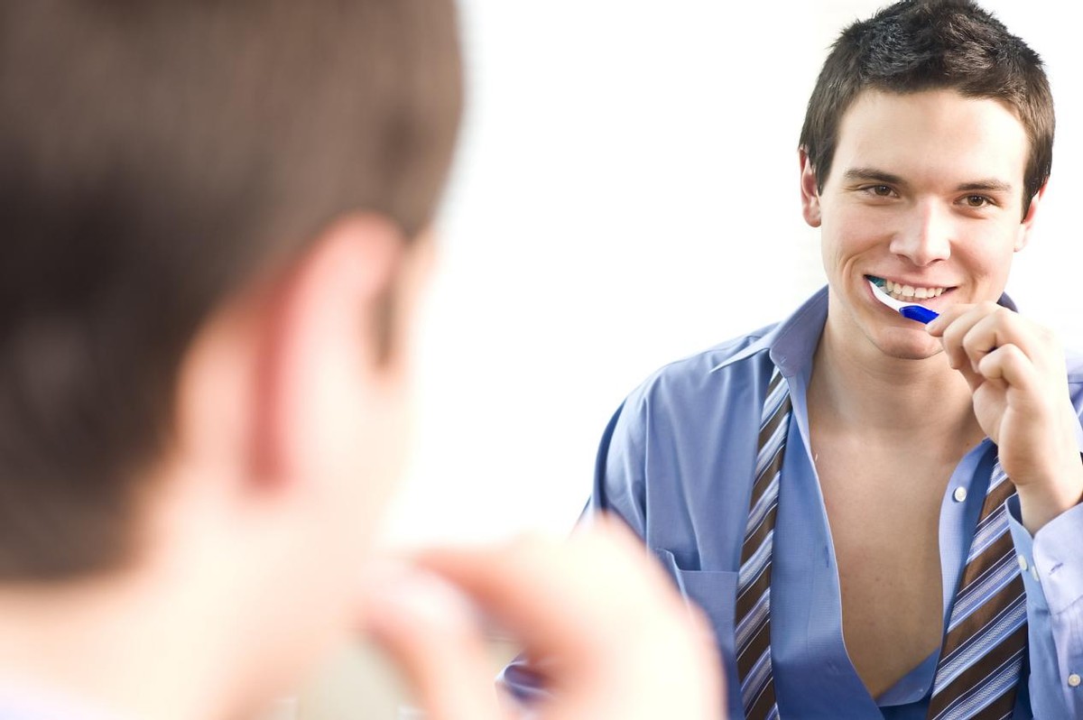 怎么快速缓解口腔溃疡的痛苦,嘴里长口腔溃疡怎么治好得快