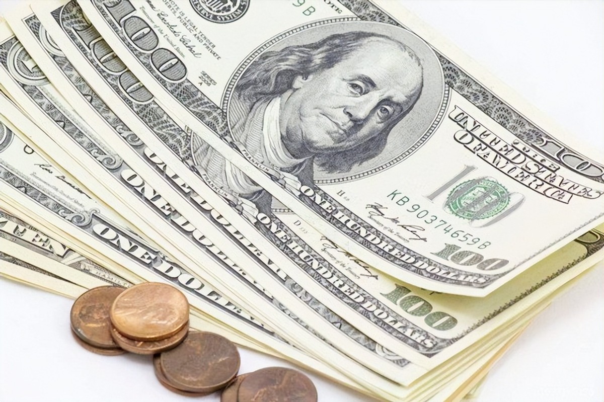 中国人在伊拉克开餐馆，一年赚了300万，美国大兵开直升机来买酒