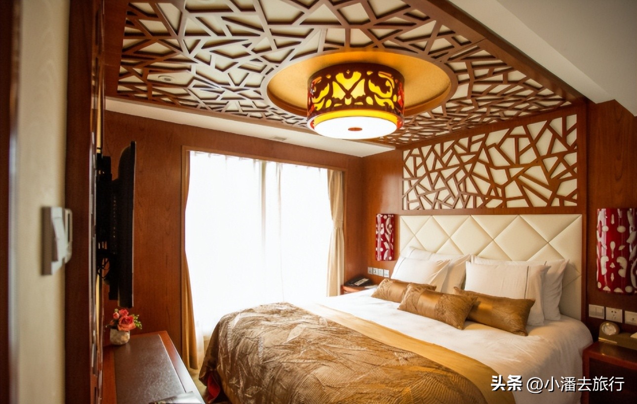 从重庆到武汉坐游轮需几天,从重庆到三峡游轮多少钱