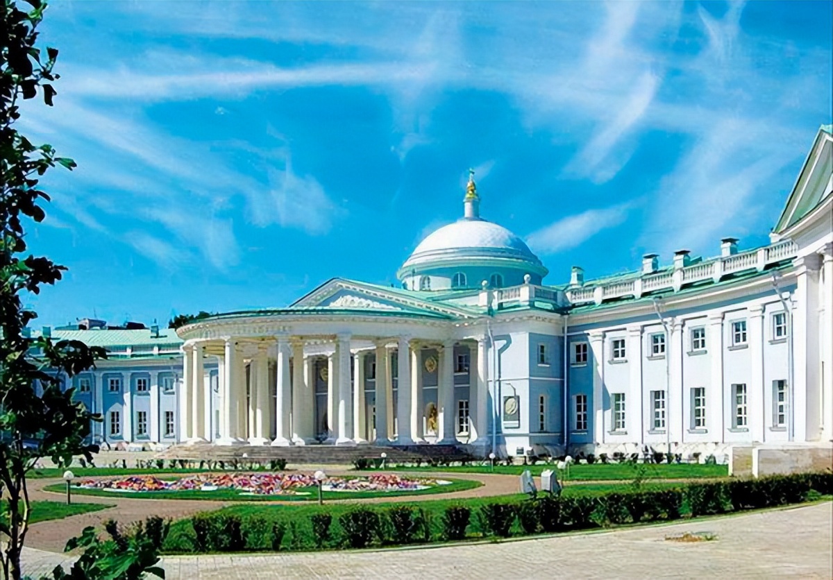 389.他为战地外科手术作出了巨大贡献