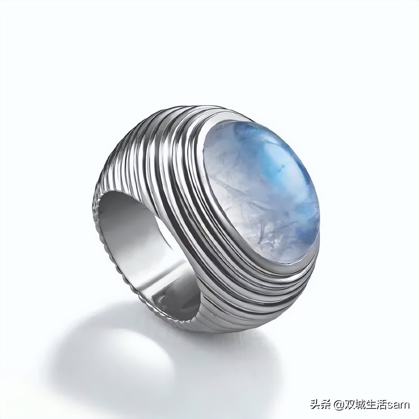 乳白透明月光石,真正的白色月光石