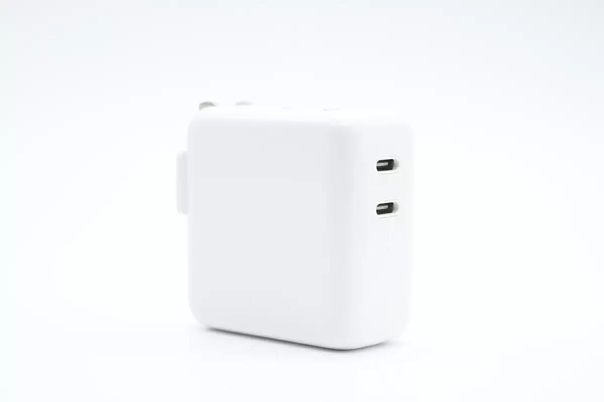 倍思快充充电器24w拆解,倍仕达苹果充电器测评