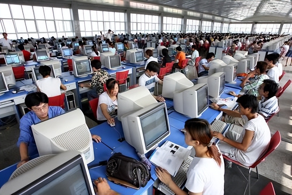 我，1999年来到深圳，当了一名司机，如今拥有一套房，价值上千万