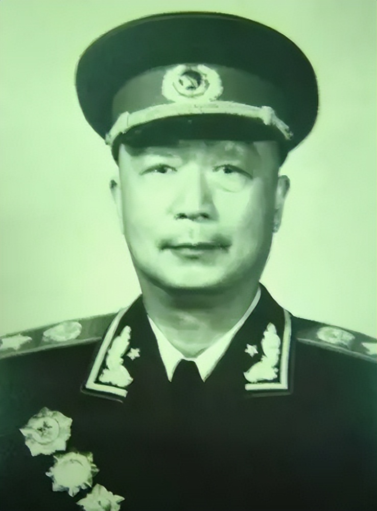 英国为阻挠中国收复香港,曾准备了48颗原*弹子**,美国得知立刻拍板