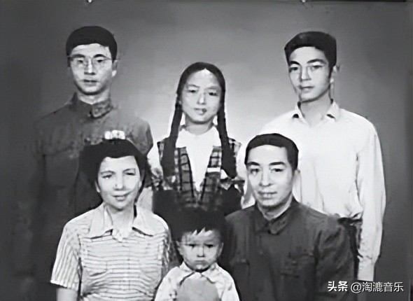 他是罗大佑的偶像，是一代“歌仙”，旧上海一轮三十年前的月亮