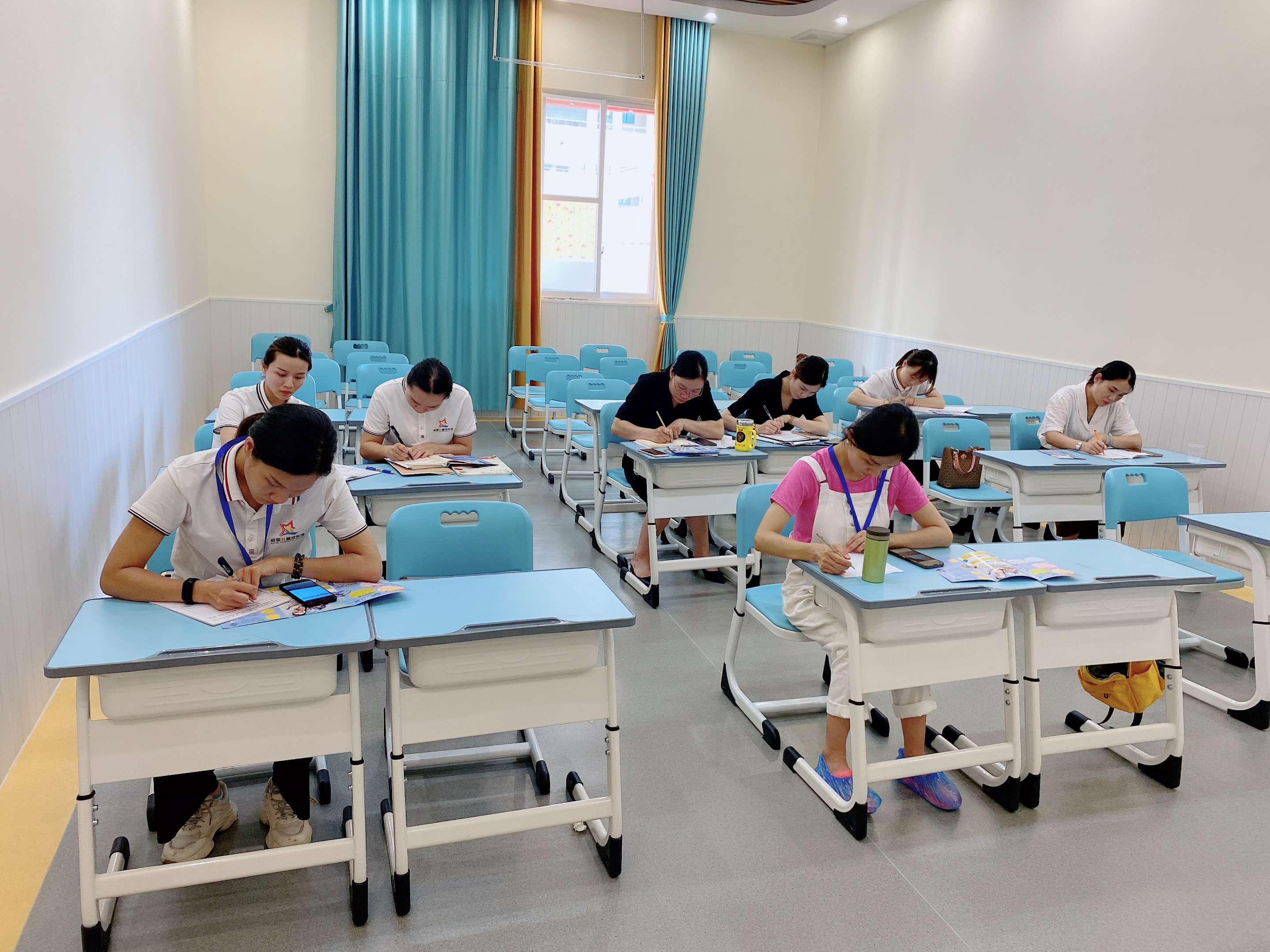 24小时无人自助洗澡宠物店加盟,儿童洗澡加盟店有哪些