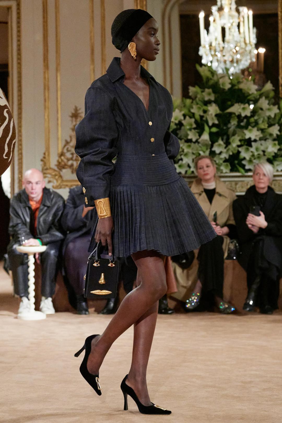 2023秋冬伦敦时装周收官,2022秋冬巴黎时装周什么时候开始