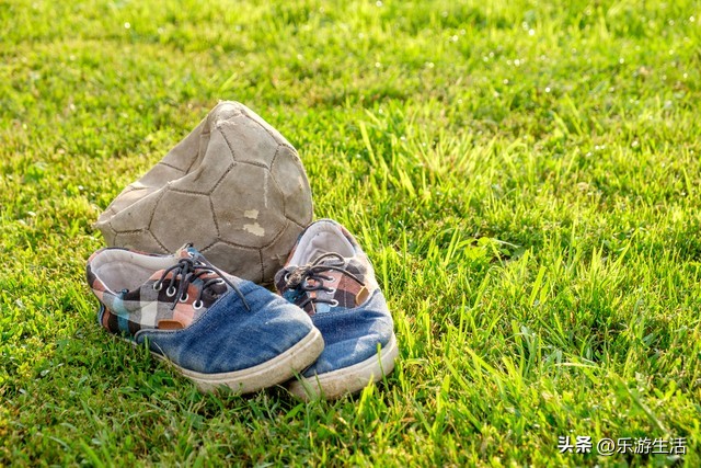 武磊跟梅西交换球衣,武磊和拉莫斯换球衣