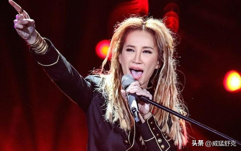 不扶李玟不发声，被骂人品差的李克勤，来内地赚钱的原因很心酸