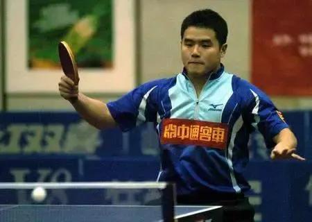 国乒教练肖战家庭成员,国乒教练肖战的真实年龄