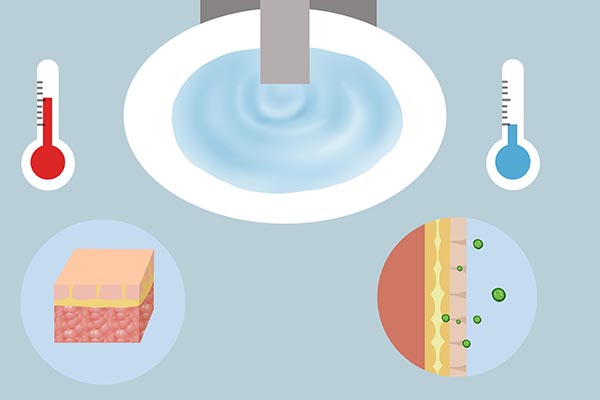冰冻白开水的危害,白开水放凉了还有一样的功效吗