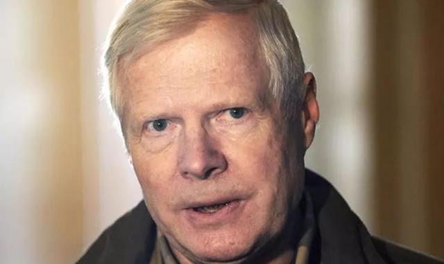 强奸女儿的罪犯27年仍未被绳之以法，无奈之下，父亲选择铤而走险