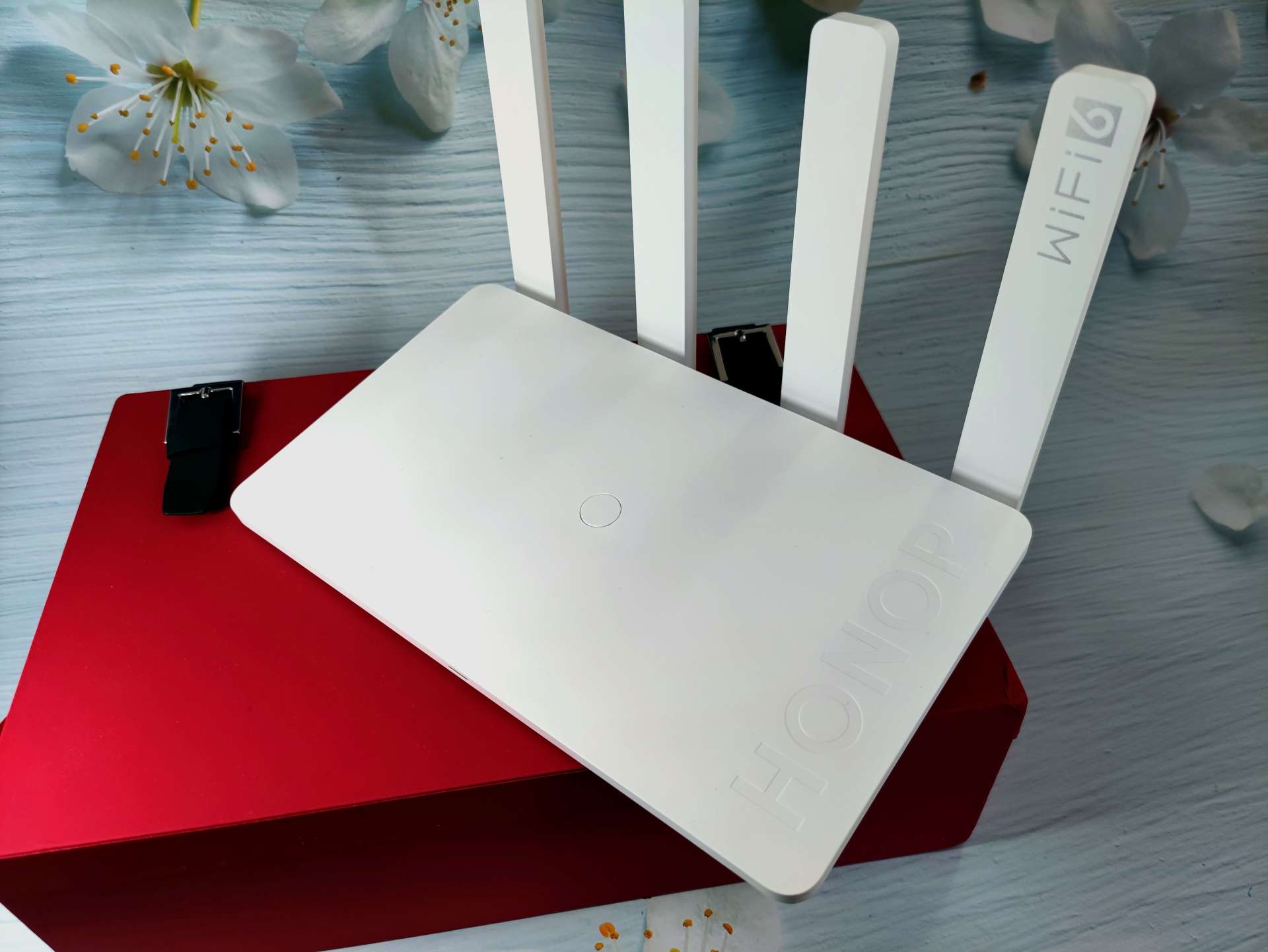 荣耀路由4pro5点以后信号弱,荣耀路由4pro信号不好怎么办