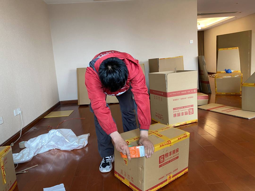 搬家打包怎么办？这4个高效打包小技巧，简直相见恨晚