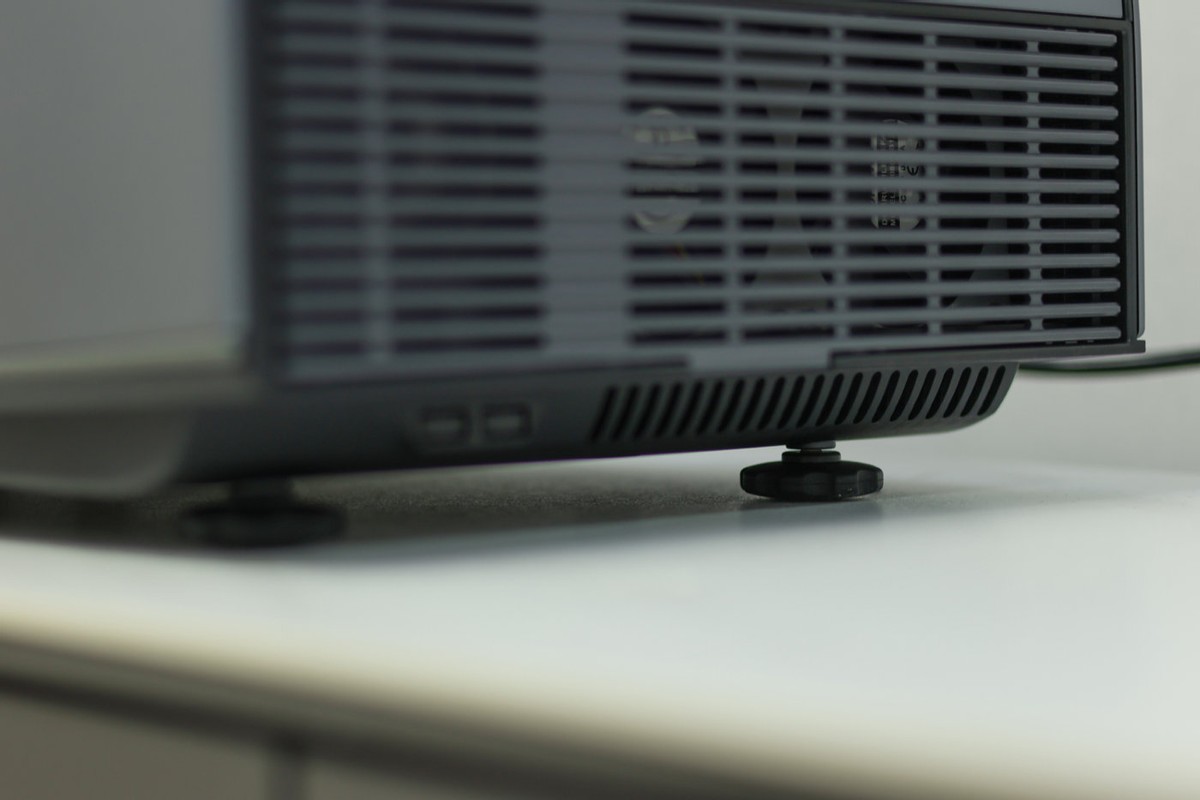 aoc投影测评,aoc短焦投影