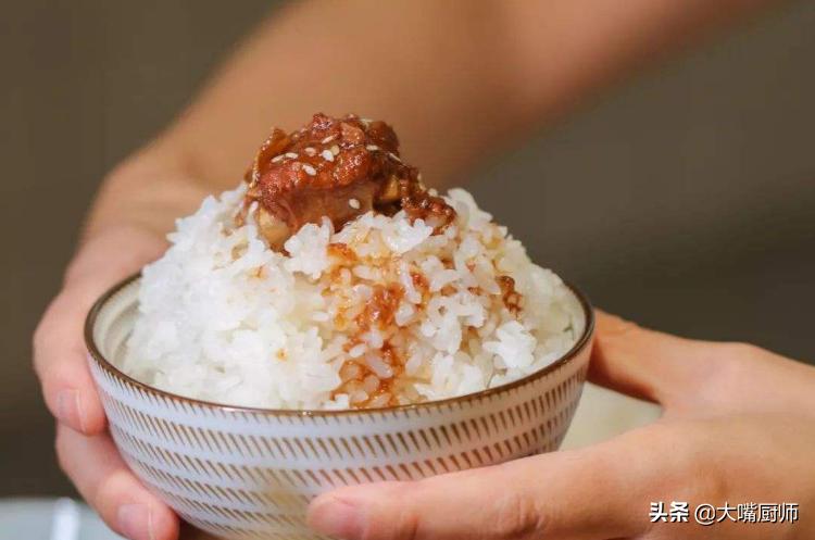 大米要怎么蒸才是最好的,大米红豆米饭怎么蒸才好吃