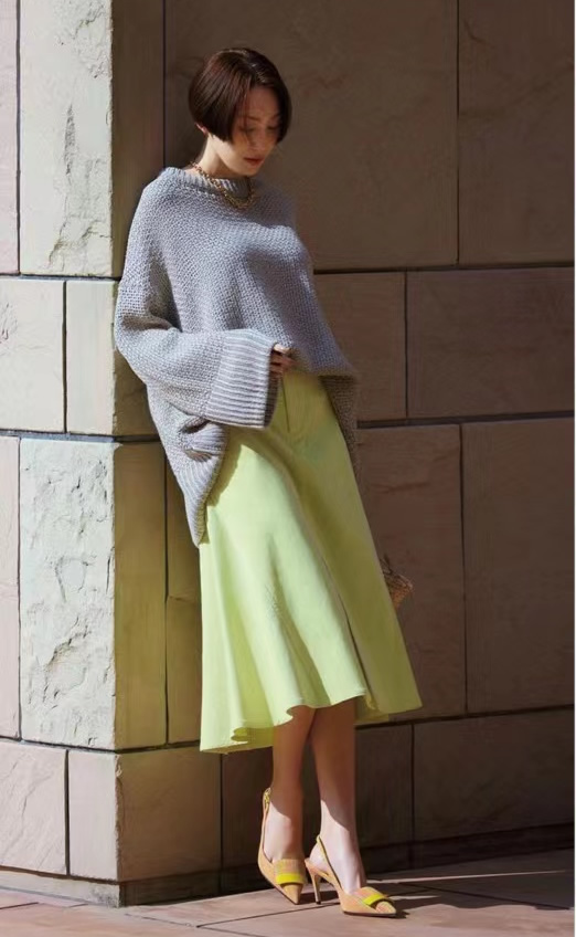 直筒裙和伞裙哪个有气质,伞裙连衣裙蓬蓬裙