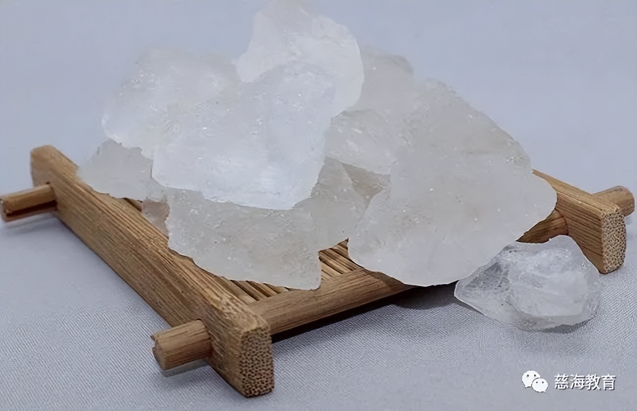 每天学习一味中药芡实,每天学习一味中药何首乌