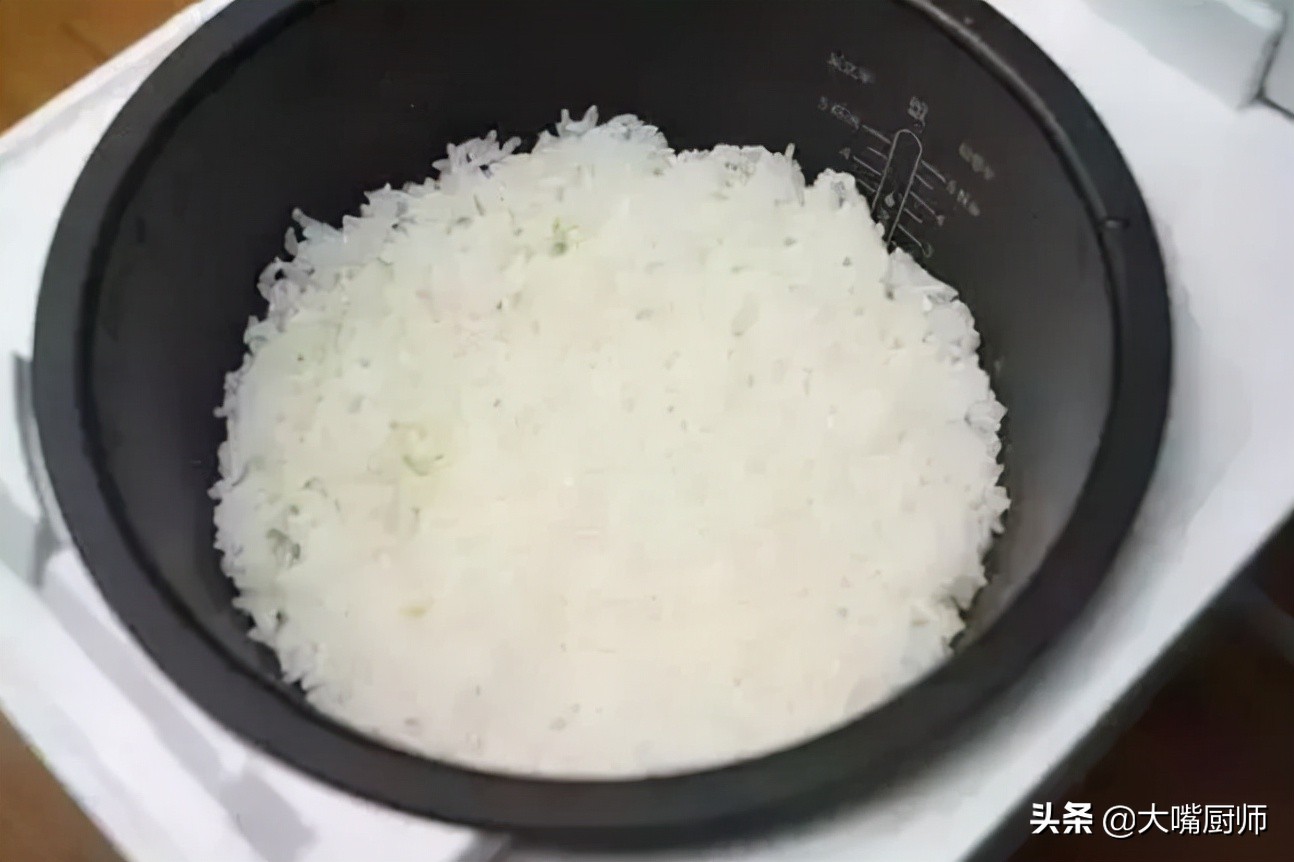 大米要怎么蒸才是最好的,大米红豆米饭怎么蒸才好吃