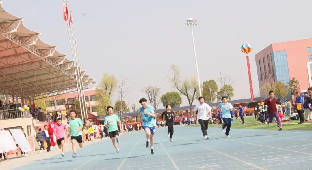 随县第三届“新华杯”中小学生运动会在炎帝学校举行