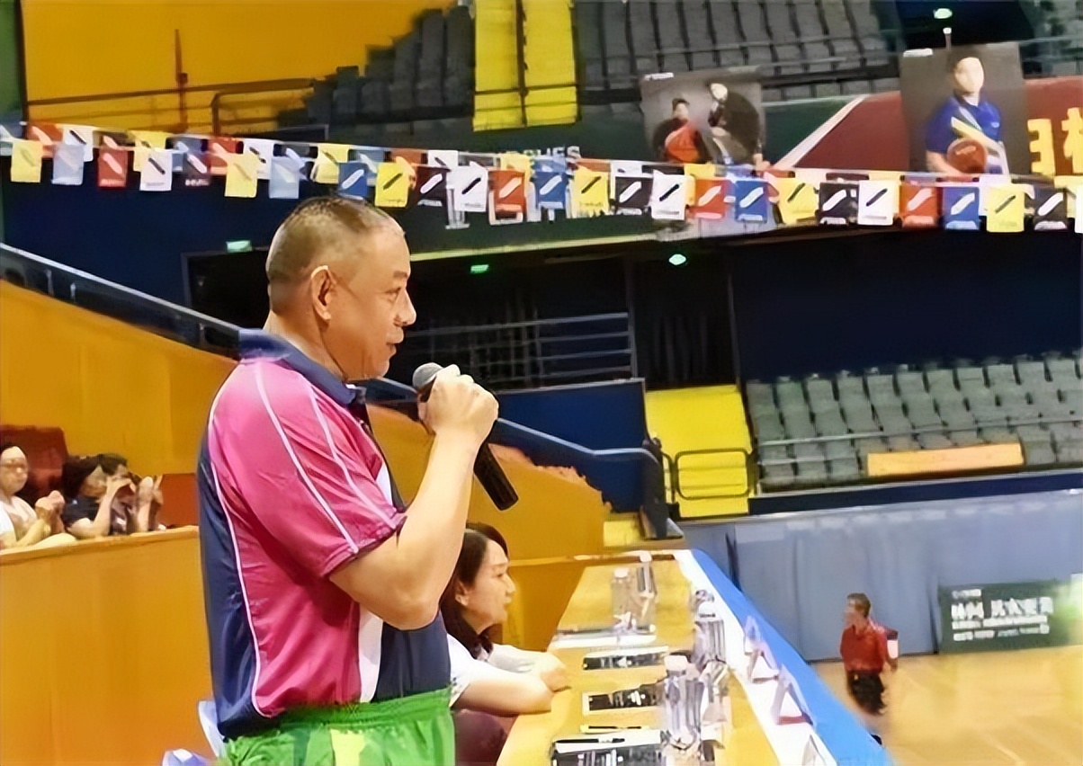 2002年釜山亚运会王楠李晓东,国乒女队主教练李晓东