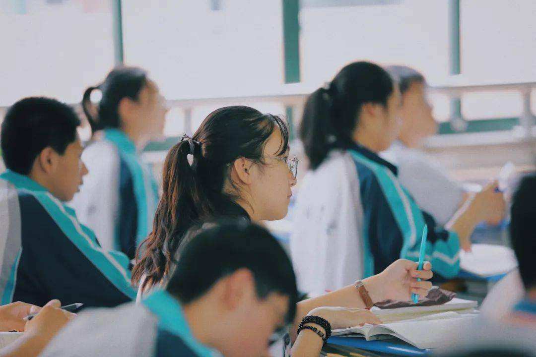 学习跟不上老师节奏应该怎么学习,基础没打好上课跟不上老师怎么办