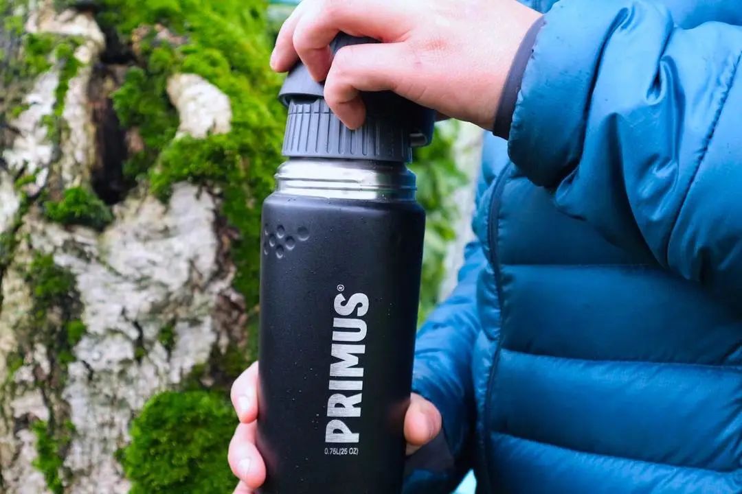 青少年身上有老人味是什么原因,年轻人身上有老人味是什么原因