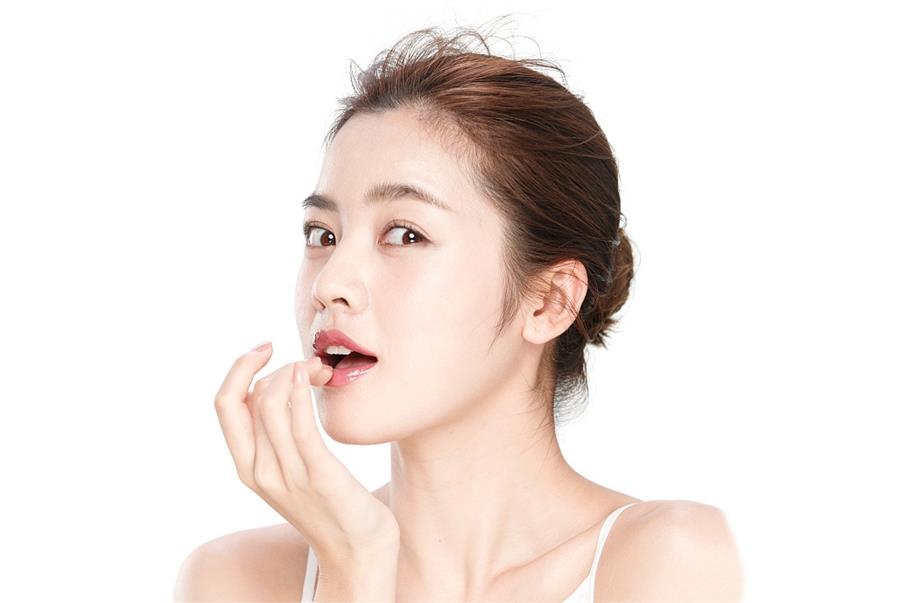 冬季嘴唇干裂起皮小妙招,冬季嘴唇干裂起皮用什么小妙招